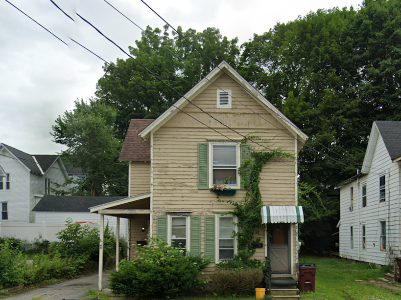 Photo of 48 Fifth Ave property