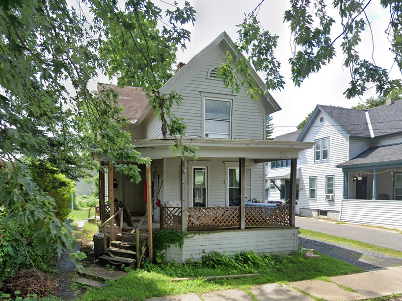 Photo of 19 Willow St property